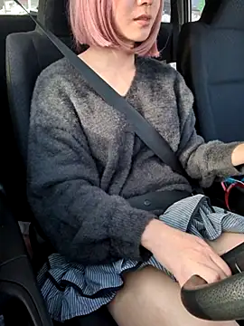 Snapshot of takusaki223 chatting on March 9, 6:06 am takusaki223 online show from March 9, 6:06 am