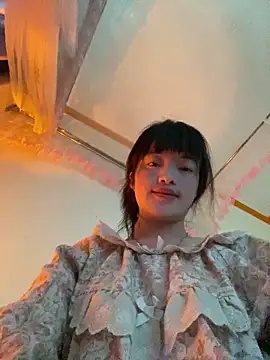 Tramy xx online show from June 3, 6:38 am
