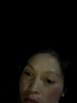 Snapshot of Halyy_xx chatting on November 6, 1:45 pm Halyy xx online show from November 6, 1:45 pm