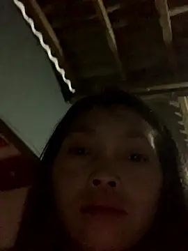 Snapshot of Halyy_xx chatting on January 9, 10:18 am Halyy xx online show from January 9, 10:18 am