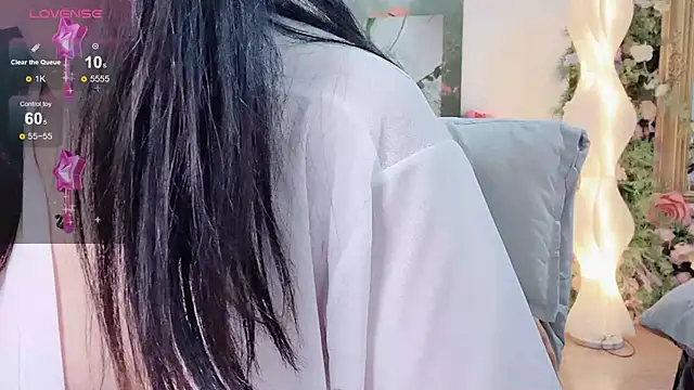 nuan-nuan- online show from April 7, 10:42 pm