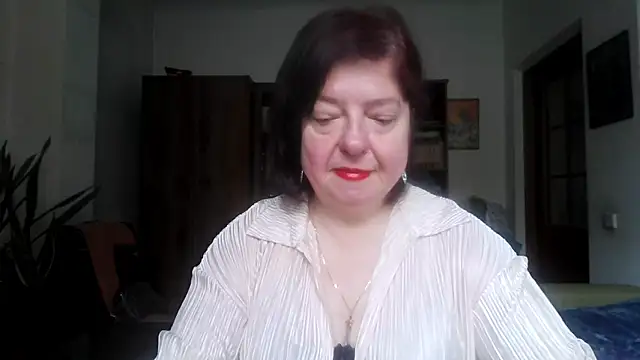Snapshot of Violet_Pulse chatting on April 23, 8:57 am Violet Pulse online show from April 23, 8:57 am