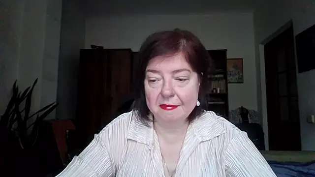 Snapshot of Violet_Pulse chatting on April 27, 8:01 am Violet Pulse online show from April 27, 8:01 am