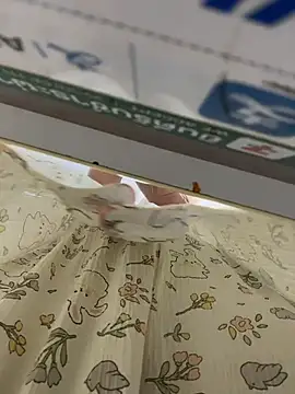 Snapshot of RonnieKiss chatting on January 16, 6:39 am RonnieKiss online show from January 16, 6:39 am