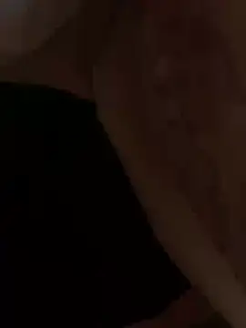 Snapshot of RonnieKiss chatting on February 11, 8:41 am RonnieKiss online show from February 11, 8:41 am