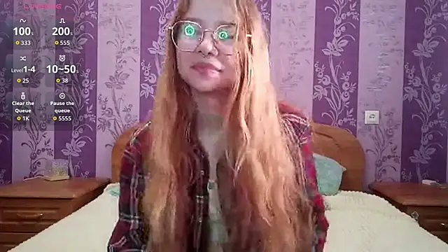 Snapshot of Lutangogansit chatting on February 4, 3:34 am Lutangogansit online show from February 4, 3:34 am