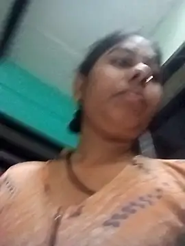 Cute-Charvii online show from April 2, 1:25 am