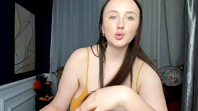 Snapshot of LilaWinks chatting on October 29, 1:02 pm LilaWinks online show from October 29, 1:02 pm