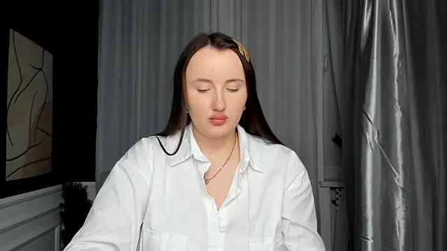 LilaWinks online show from December 18, 1:28 pm