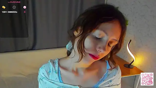 Snapshot of DelilahConsalvo chatting on October 19, 6:08 pm DelilahConsalvo online show from October 19, 6:08 pm