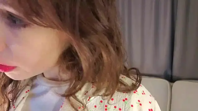 Snapshot of DelilahConsalvo chatting on November 5, 4:12 am DelilahConsalvo online show from November 5, 4:12 am