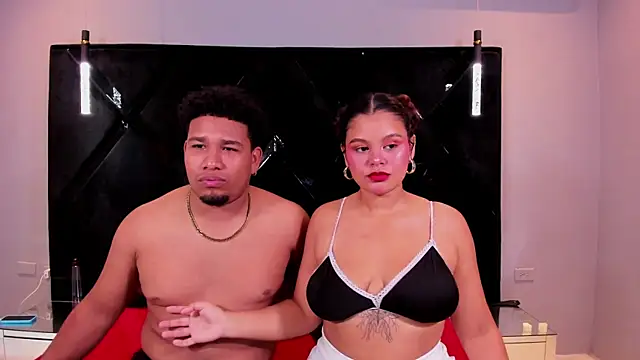 LucasandSasha online show from March 19, 7:18 pm