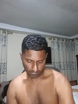 kingVibeX online show from November 28, 8:00 pm