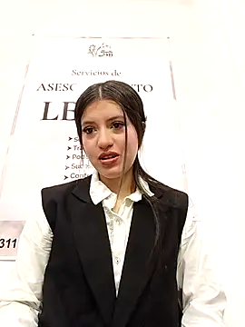Snapshot of SALOME-28_ chatting on May 8, 12:54 pm SALOME-28 online show from May 8, 12:54 pm