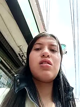 Snapshot of SALOME-28_ chatting on July 3, 6:14 pm SALOME-28 online show from July 3, 6:14 pm