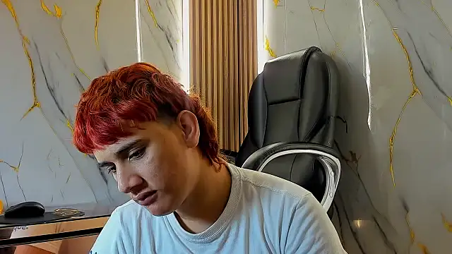 Marian Cristal online show from February 18, 1:45 am