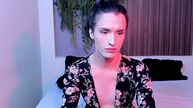 IsabelFernandez online show from September 25, 5:55 am