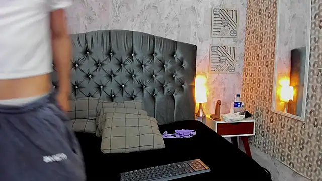 liam twiink online show from February 17, 3:25 am