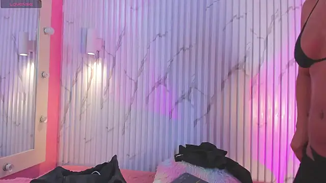 Missdionne curly online show from November 7, 11:21 am