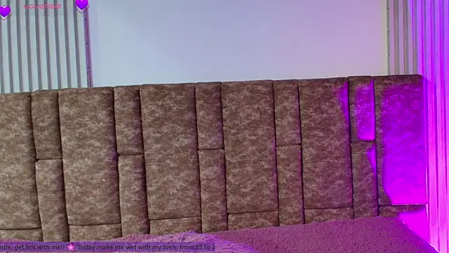 Missdionne curly online show from February 26, 11:20 am