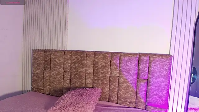 Missdionne curly online show from March 22, 11:13 am