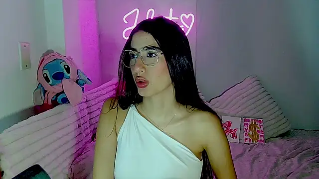 Julieta Duque online show from September 27, 3:55 am