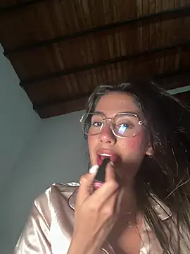 Julieta Duque online show from April 9, 4:23 am