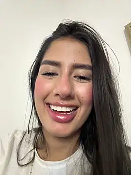 Snapshot of Julieta_Duque chatting on April 23, 11:51 pm Julieta Duque online show from April 23, 11:51 pm