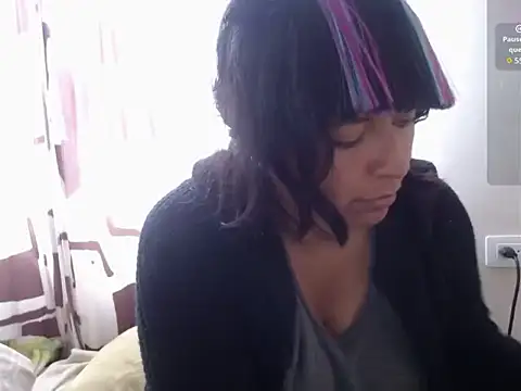 Acelinrose online show from April 25, 9:01 pm