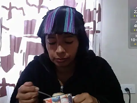 Acelinrose online show from May 12, 11:51 am
