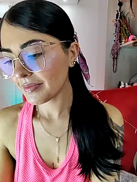 Snapshot of ValeNiitaLuv chatting on April 6, 4:46 am ValeNiitaLuv online show from April 6, 4:46 am