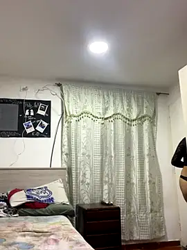 Snapshot of Valentinamoreno1946 chatting on September 24, 2:37 am Valentinamoreno1946 online show from September 24, 2:37 am