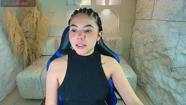 ambarina r online show from December 22, 3:03 am