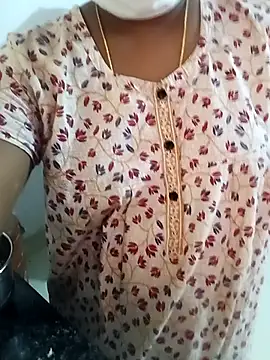 Snapshot of TeluguCuplehyd chatting on December 23, 3:48 am TeluguCuplehyd online show from December 23, 3:48 am