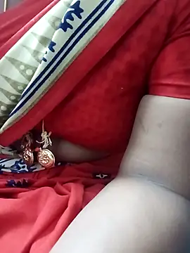 Snapshot of TeluguCuplehyd chatting on February 18, 7:37 am TeluguCuplehyd online show from February 18, 7:37 am