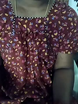 Snapshot of TeluguCuplehyd chatting on February 20, 3:14 am TeluguCuplehyd online show from February 20, 3:14 am