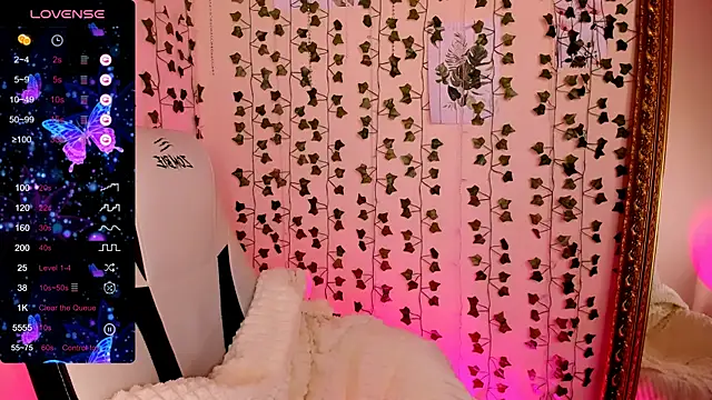 LinaBlossom  online show from February 24, 8:23 am