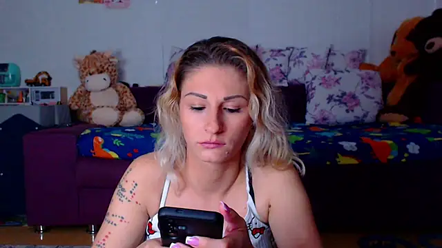 CassieSpell online show from April 30, 8:48 pm