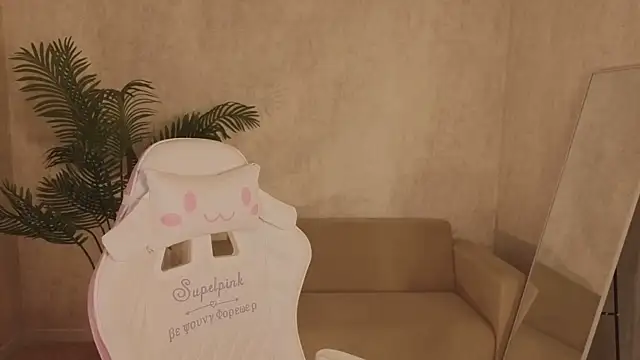 kianawhite online show from December 15, 3:16 pm