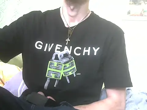 oksiukas online show from September 29, 11:37 am