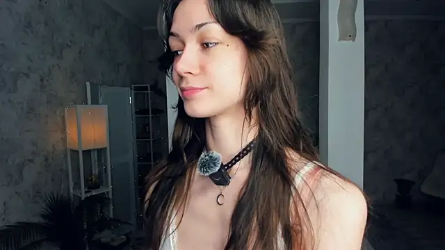 ReneeLippeatt online show from December 13, 7:53 pm