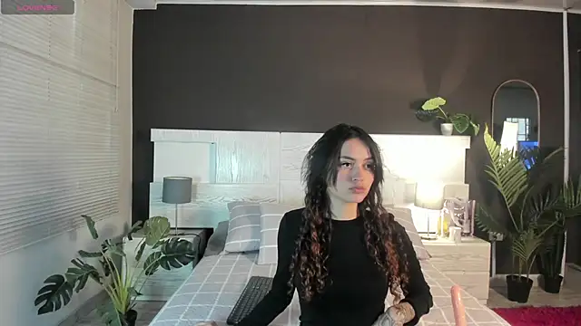 Camila Nyx online show from December 2, 1:17 pm