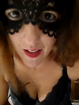 Snapshot of Naughty-Layla chatting on October 2, 5:58 am Naughty-Layla online show from October 2, 5:58 am