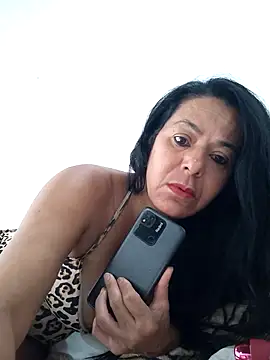 lucineia7 online show from May 3, 1:06 pm