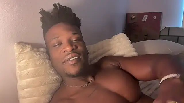 MrDaddyBlackNi9e online show from November 14, 1:10 pm