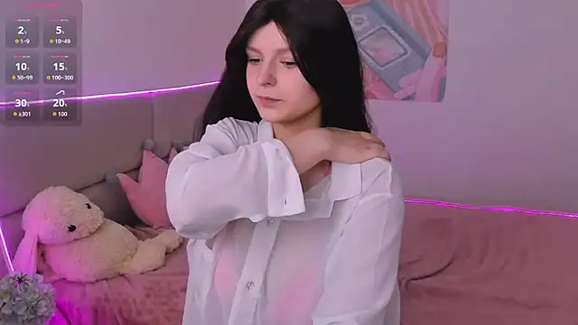 AishaAysitt online show from November 17, 9:15 am