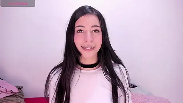 Snapshot of ScarlettRosetti chatting on June 21, 12:24 am ScarlettRosetti online show from June 21, 12:24 am