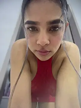 Snapshot of Valery_lux16 chatting on June 25, 4:44 pm Valery lux16 online show from June 25, 4:44 pm
