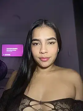 Snapshot of Valery_lux16 chatting on July 3, 4:13 pm Valery lux16 online show from July 3, 4:13 pm