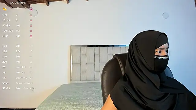 kalila latif online show from September 29, 3:00 am